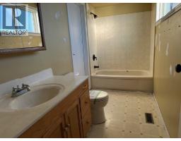 11308 89a Street, Fort St  John, BC V1J5N3 Photo 14