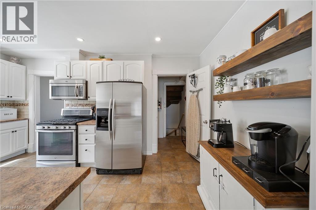 #B 3 LLOYD Street - 5