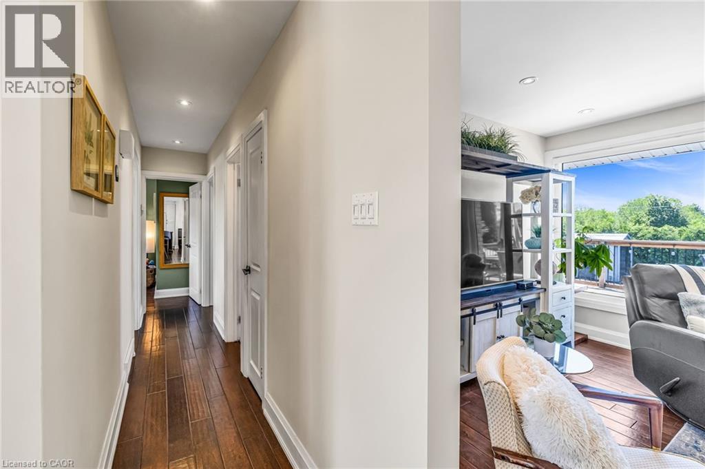 498 WICKLOW Road - 13