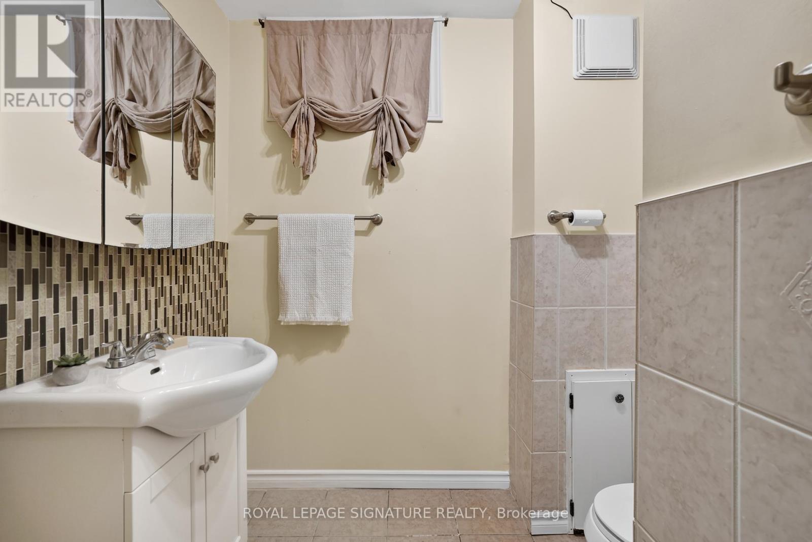 164B EDMONTON DRIVE - 34