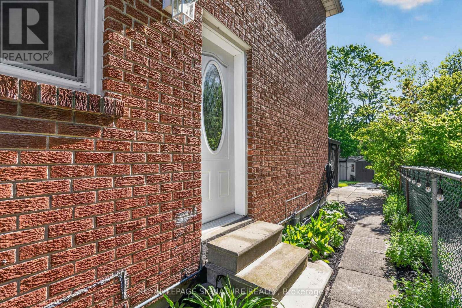 164B EDMONTON DRIVE - 36