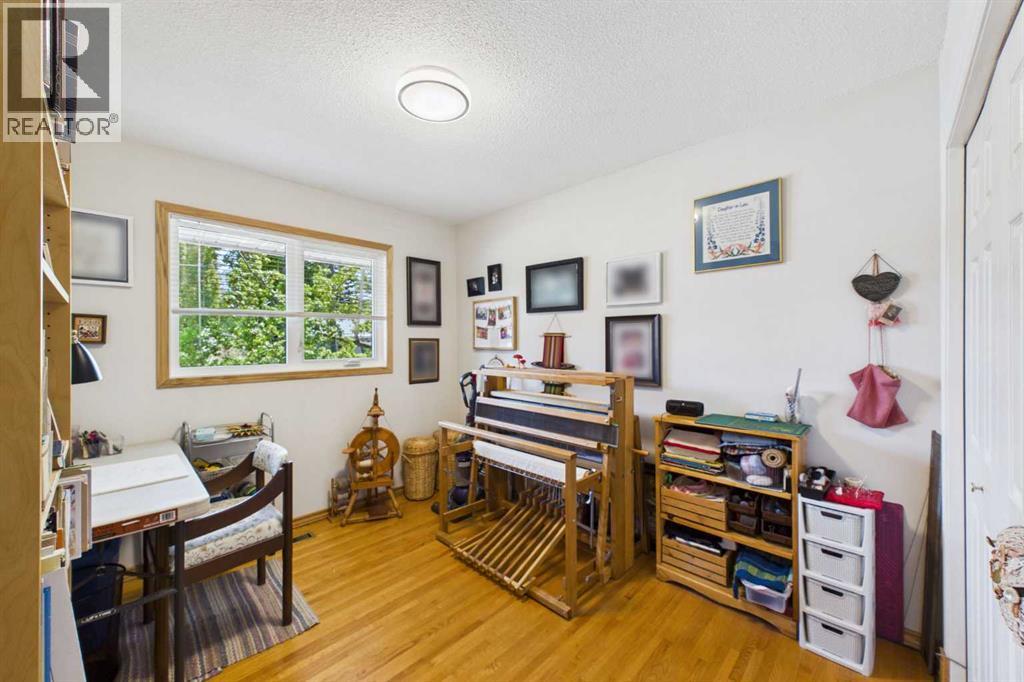 3740 43a Avenue - 24
