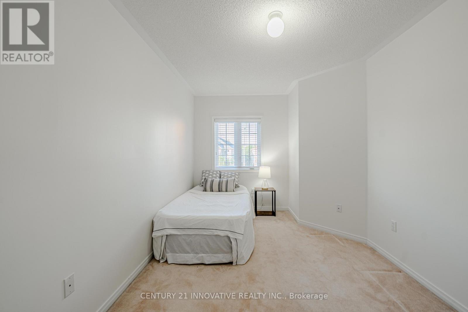 5648 VOLPE AVENUE - 34
