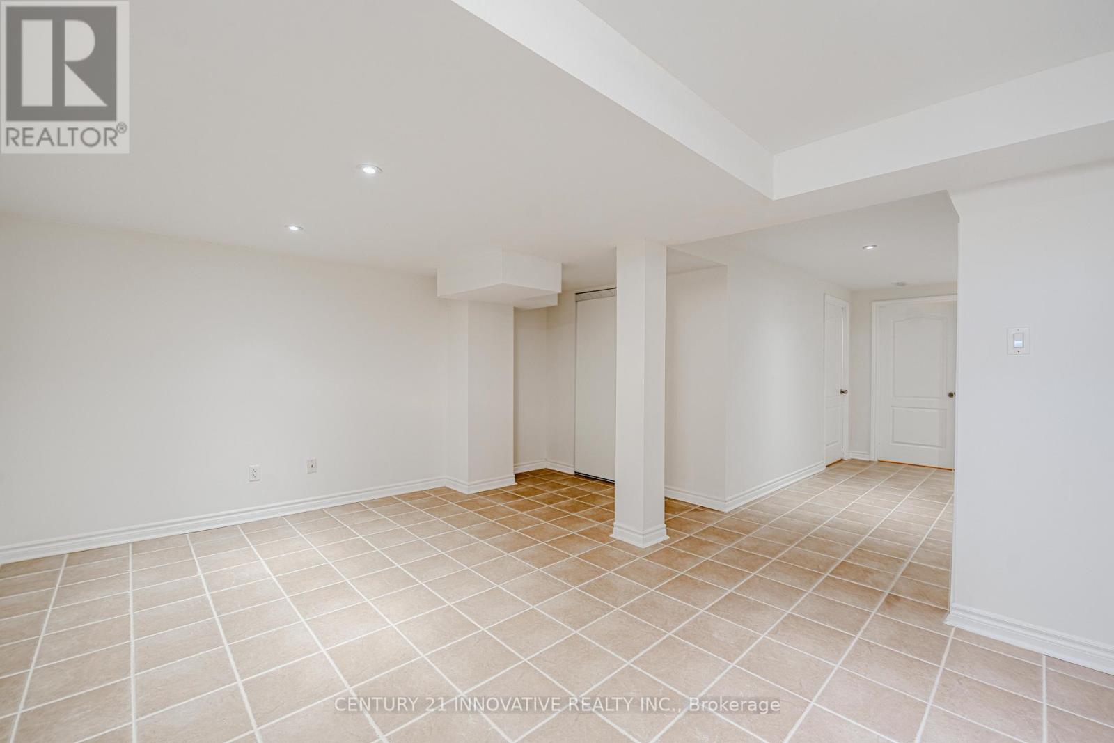 5648 VOLPE AVENUE - 42