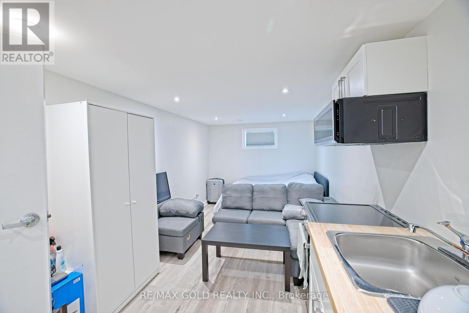 130 DUNCANWOODS DRIVE - 20