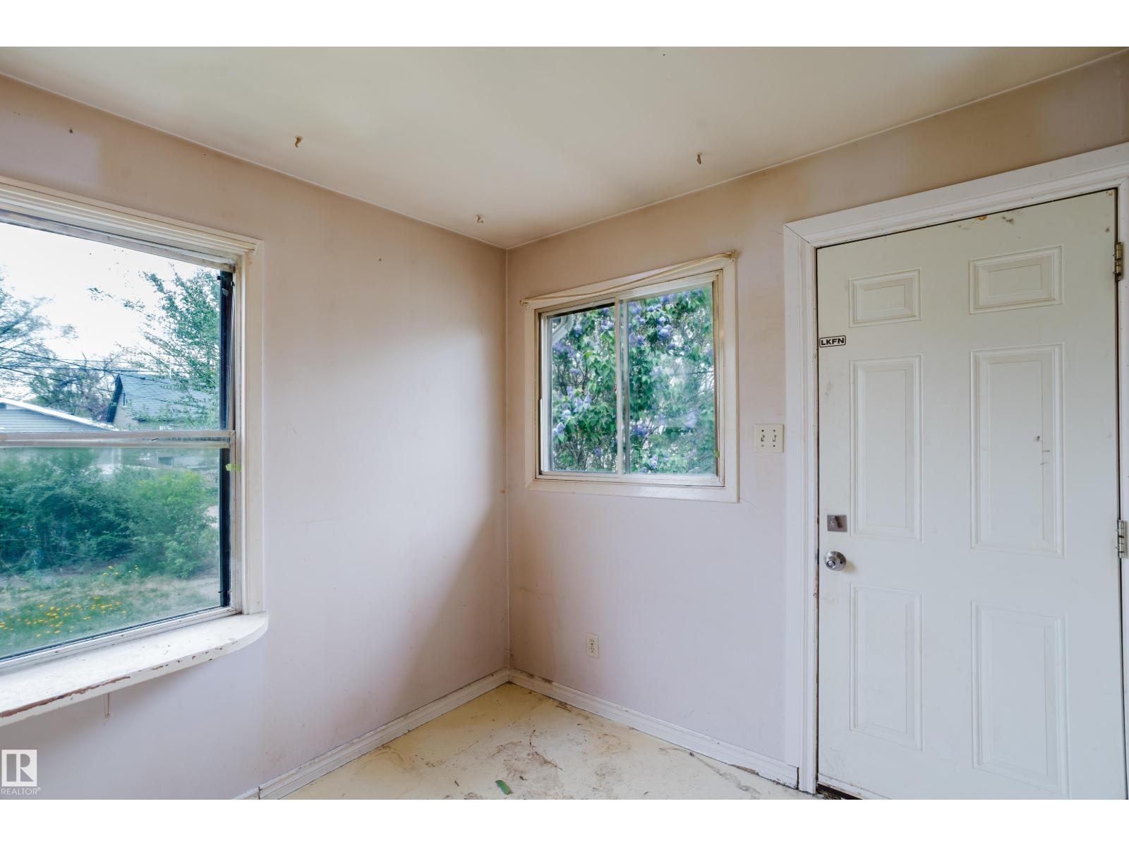 12236 131 ST NW - 12