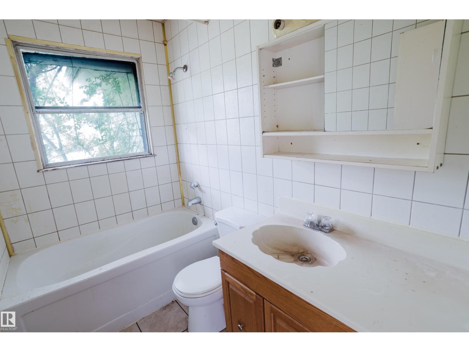 12236 131 ST NW - 18