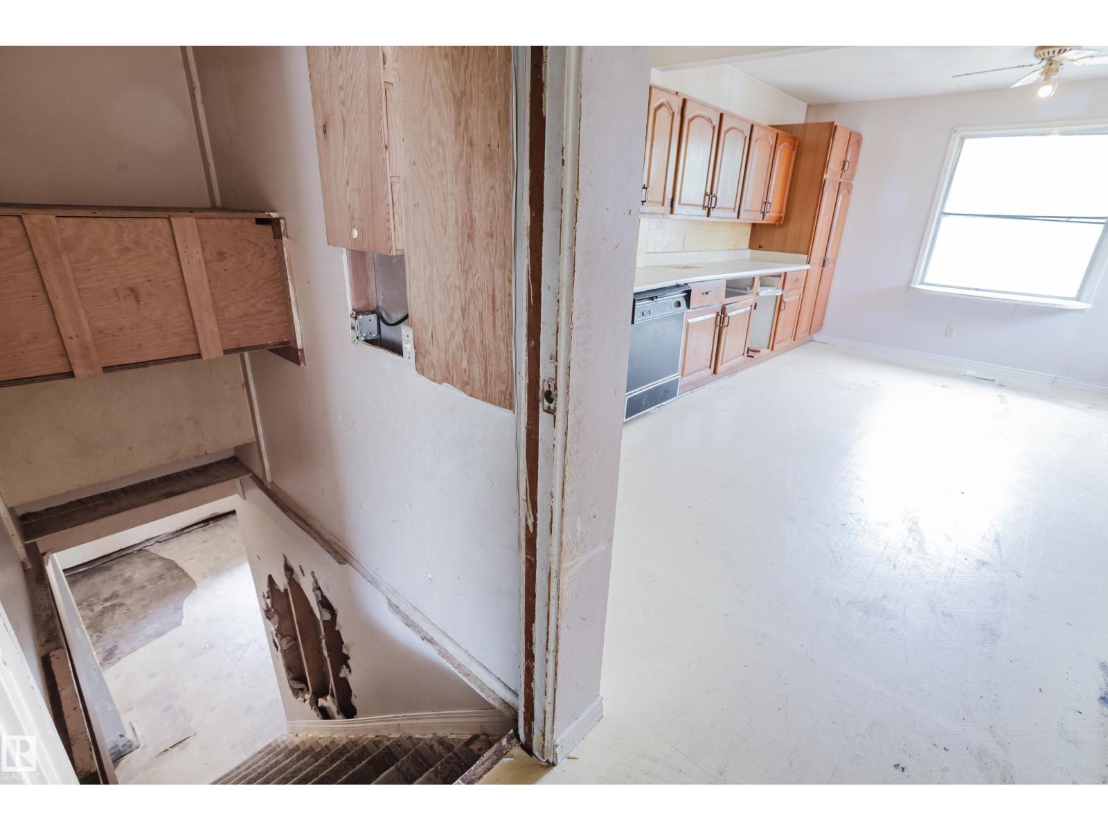 12236 131 ST NW - 23