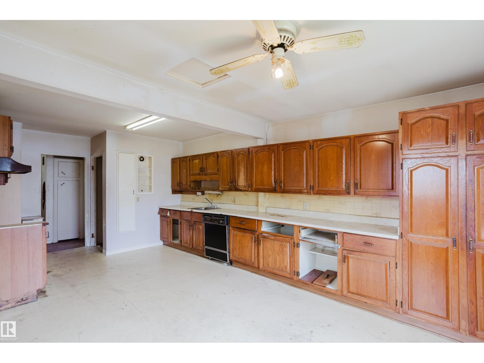 12236 131 ST NW - 7