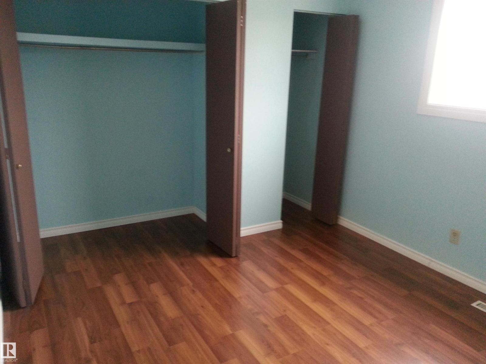 8433 29 AV NW - 7