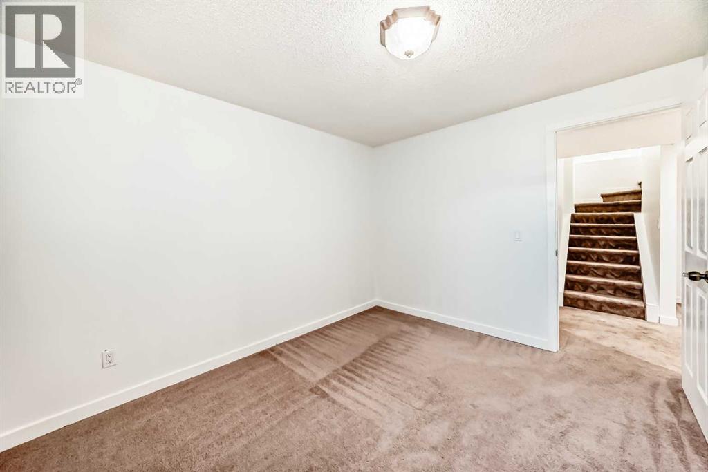 141 Arbour Crest Mews NW - 37