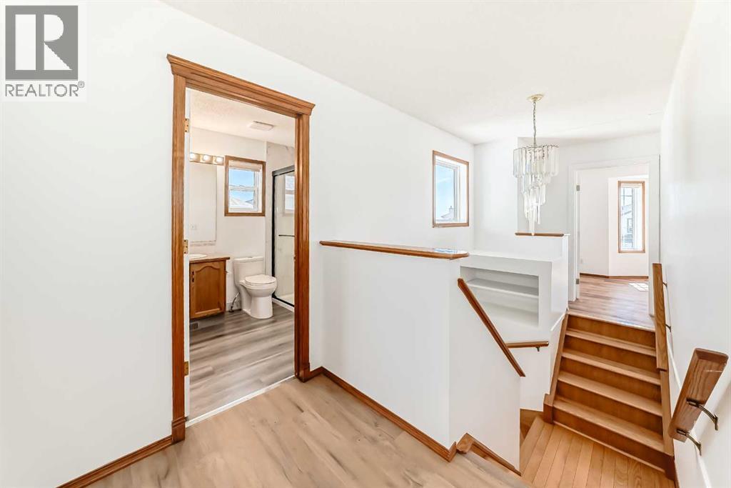 141 Arbour Crest Mews NW - 35