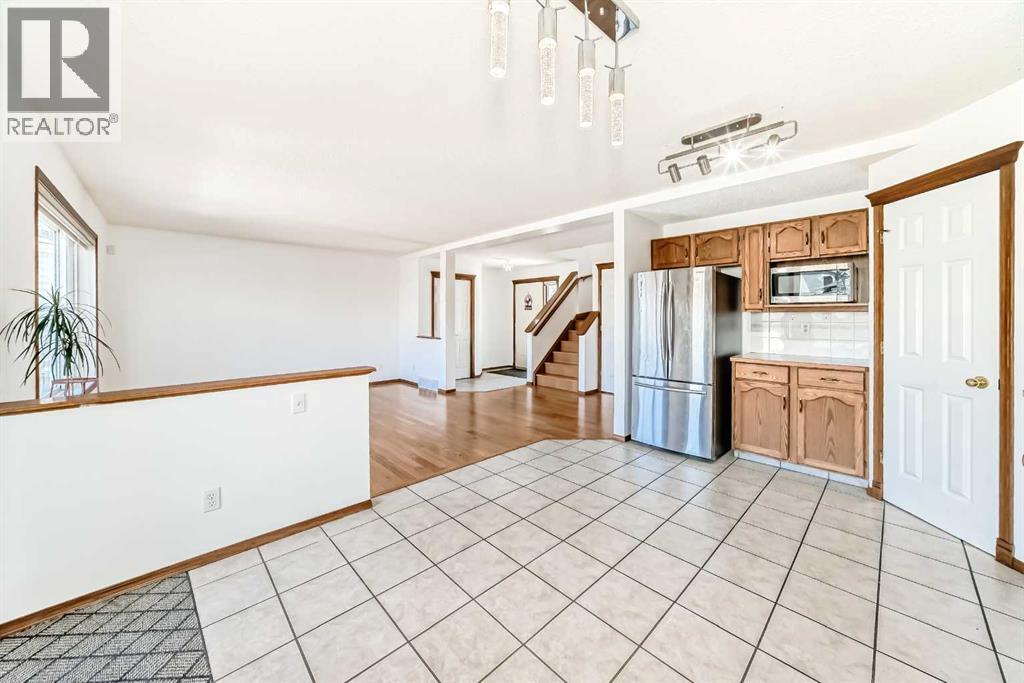 141 Arbour Crest Mews NW - 11