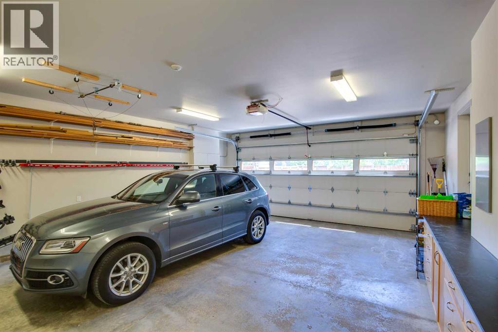 3038 4 Street SW - 40