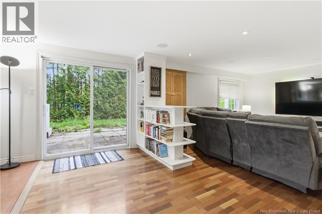 215 Coburn Court - 27