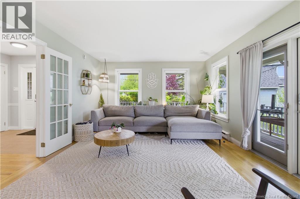 215 Coburn Court - Image 3