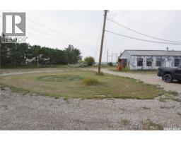 745-751 Victoria Street E, Moose Jaw, SK S6H6A5 Photo 6