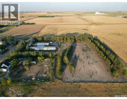 745-751 Victoria Street E, Moose Jaw, SK S6H6A5 Photo 9