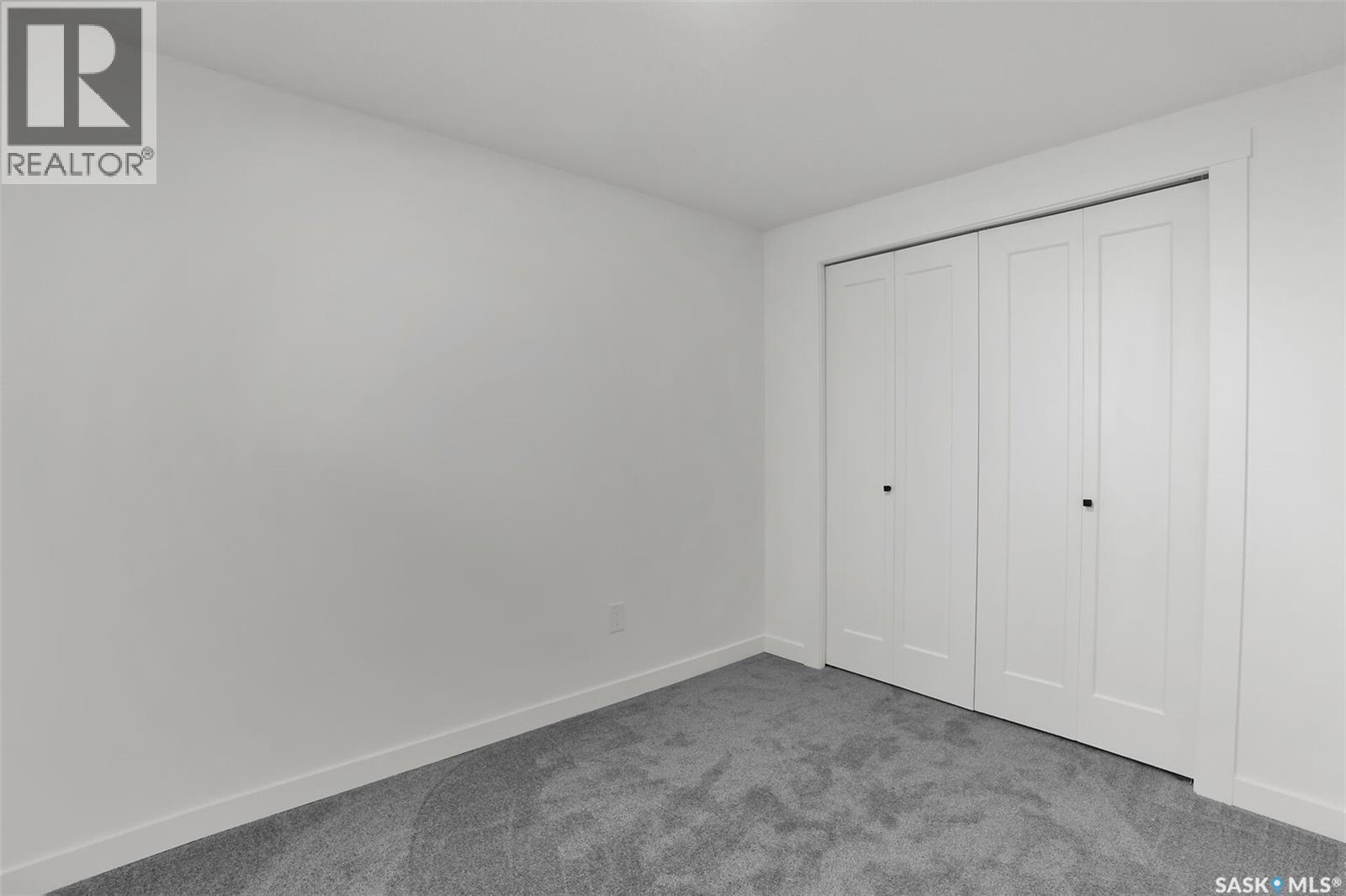 654 Aberdeen CRESCENT - 22
