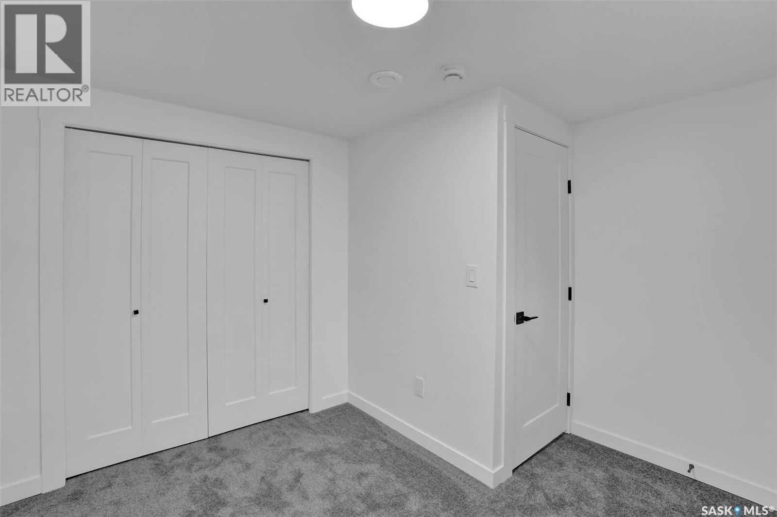 654 Aberdeen CRESCENT - 23