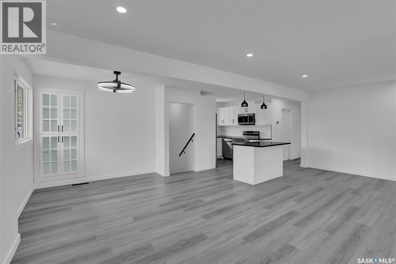 654 Aberdeen CRESCENT - 9