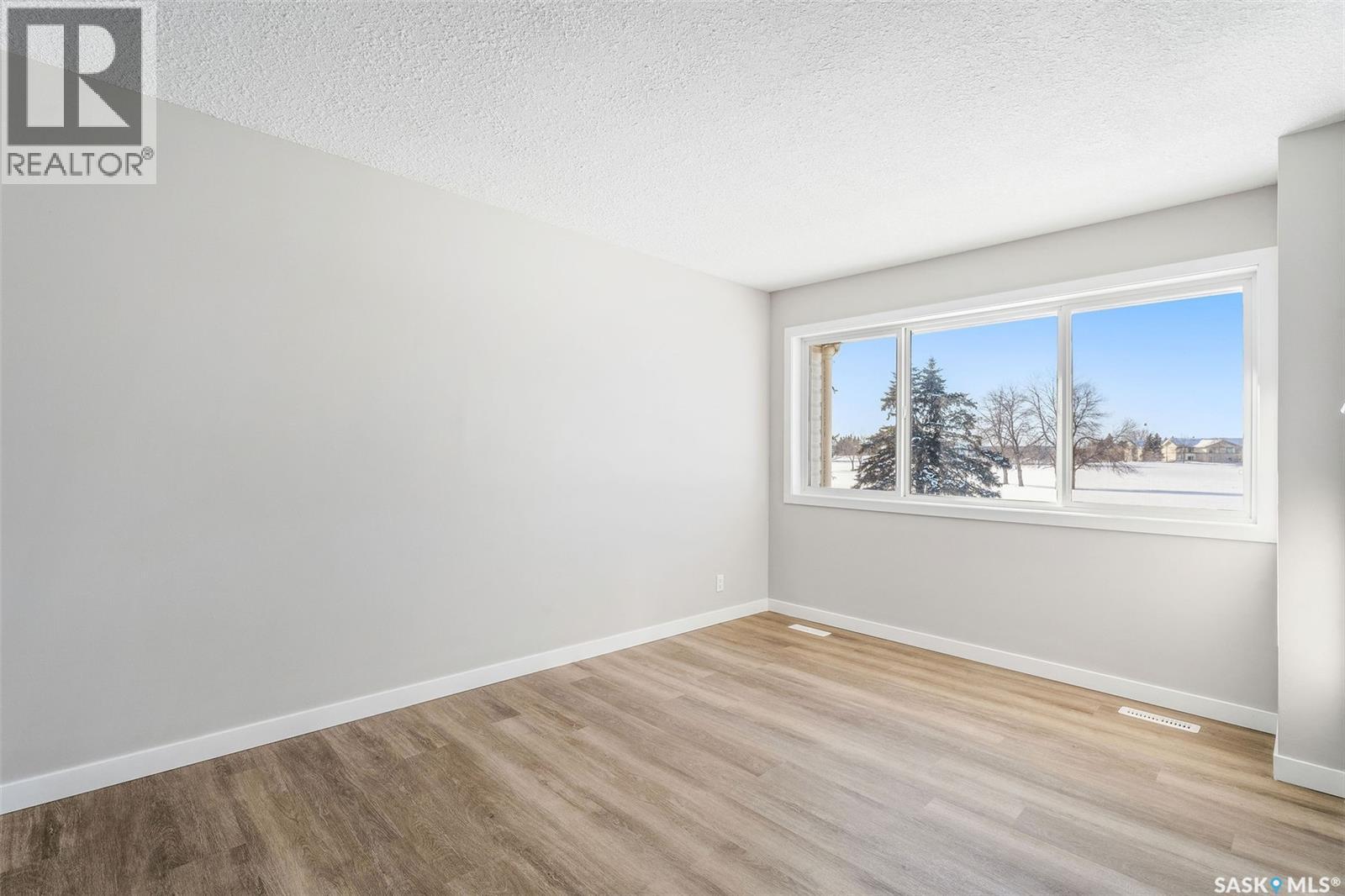 #2800 Dunn DRIVE - 16