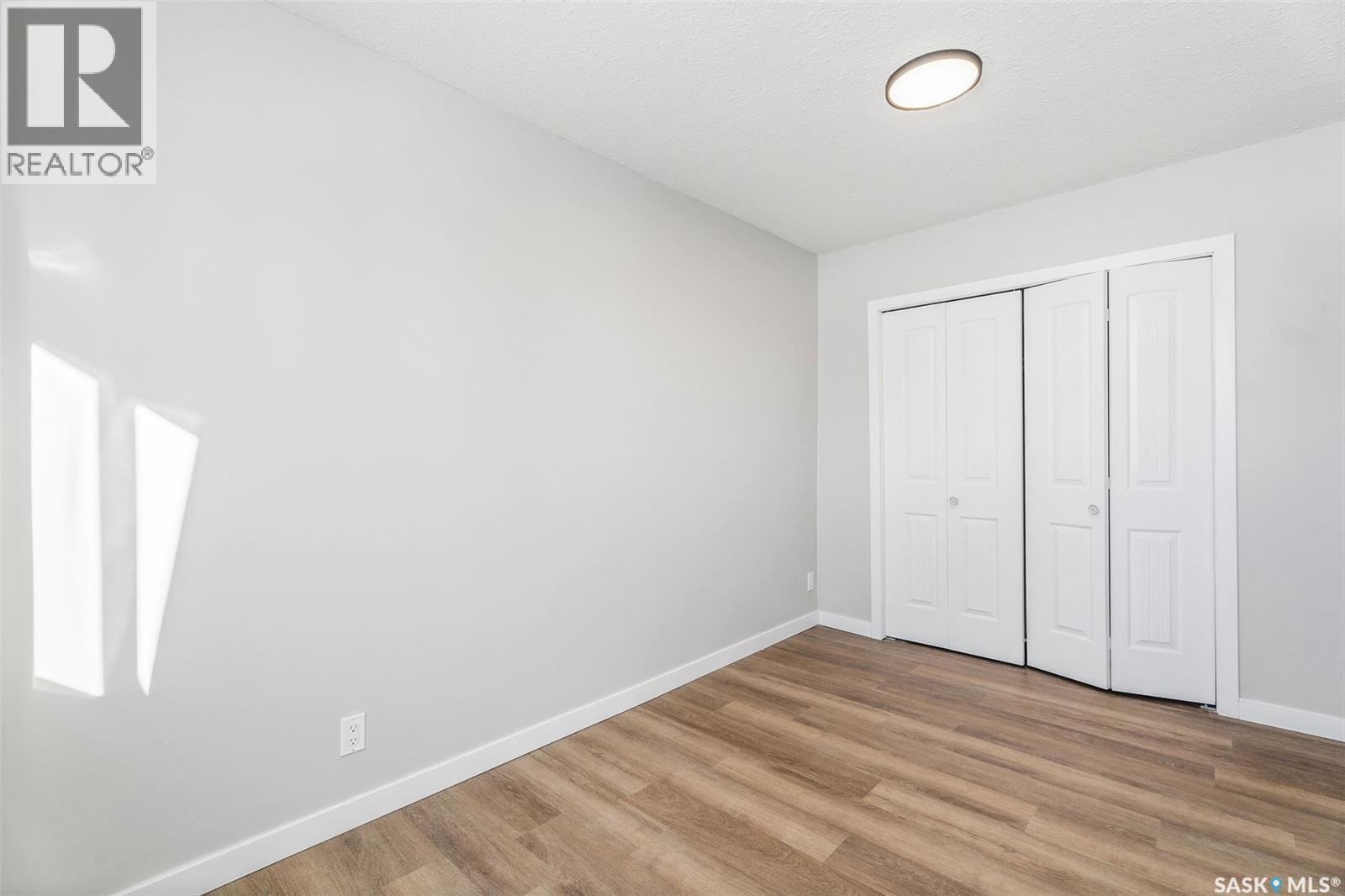 #2800 Dunn DRIVE - 19