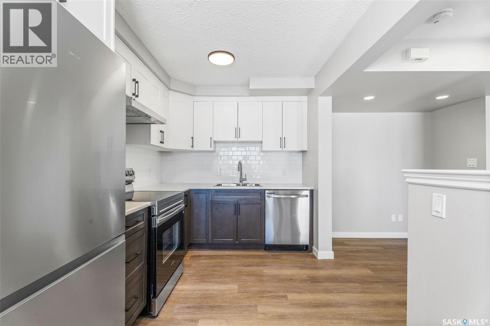#2800 Dunn DRIVE - 9