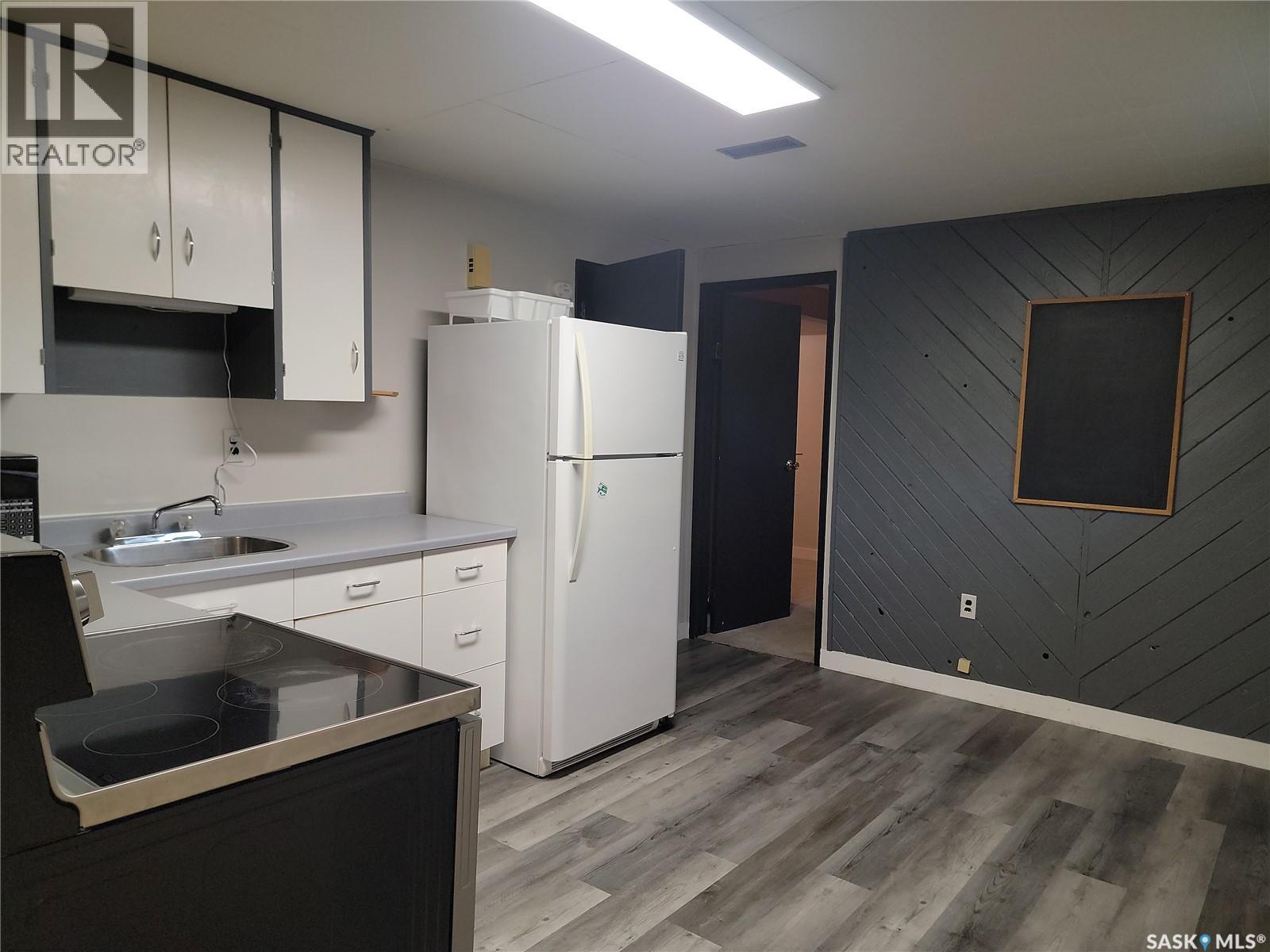 1621 GREIG AVENUE - 14