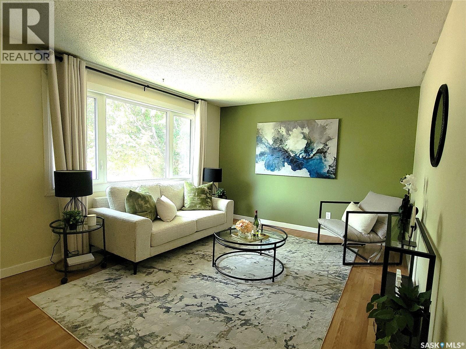 1621 GREIG AVENUE - 2