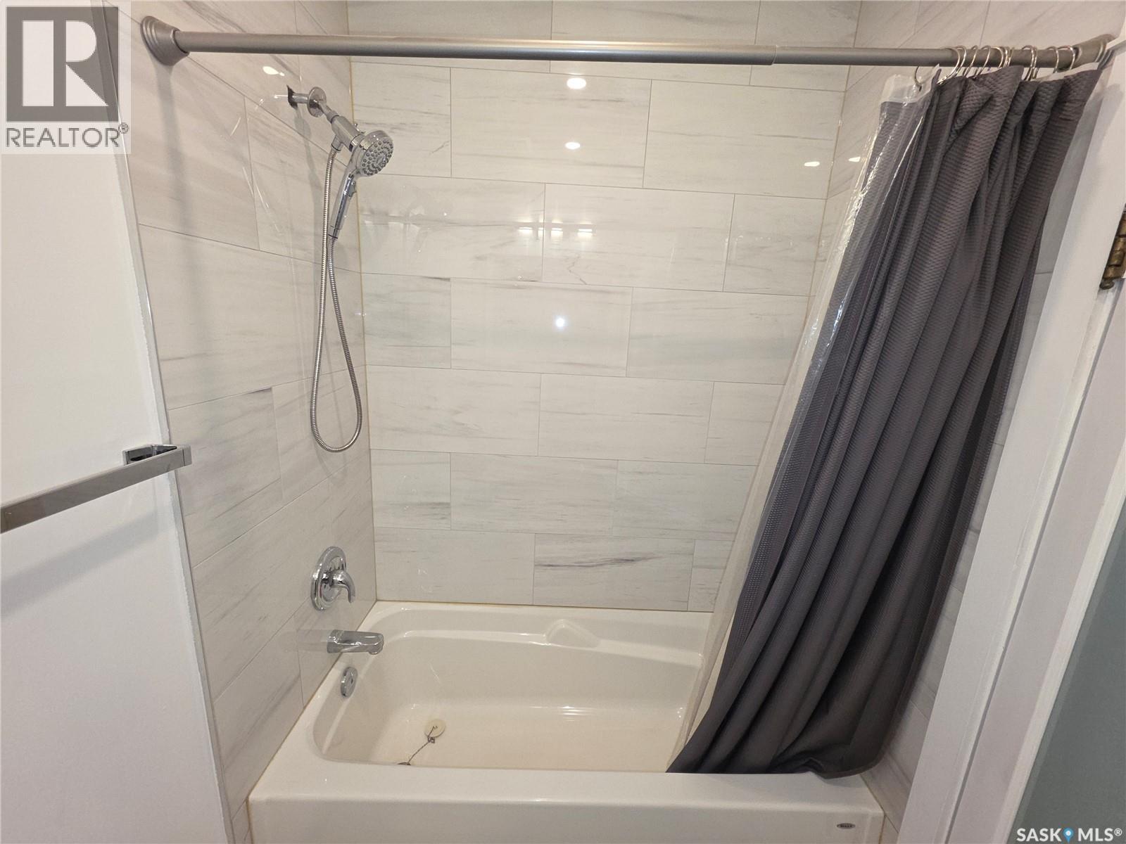 125 D AVENUE S - 12