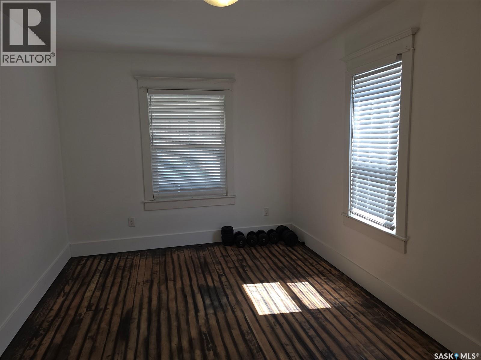 125 D AVENUE S - 8