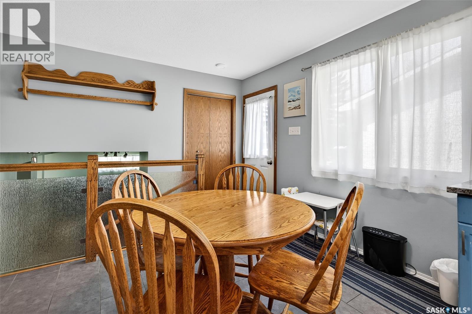 1381 Prince CRESCENT - 10