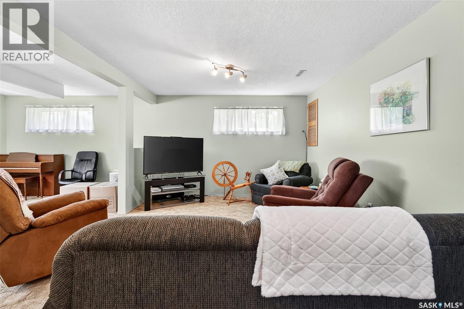 1381 Prince CRESCENT - 35