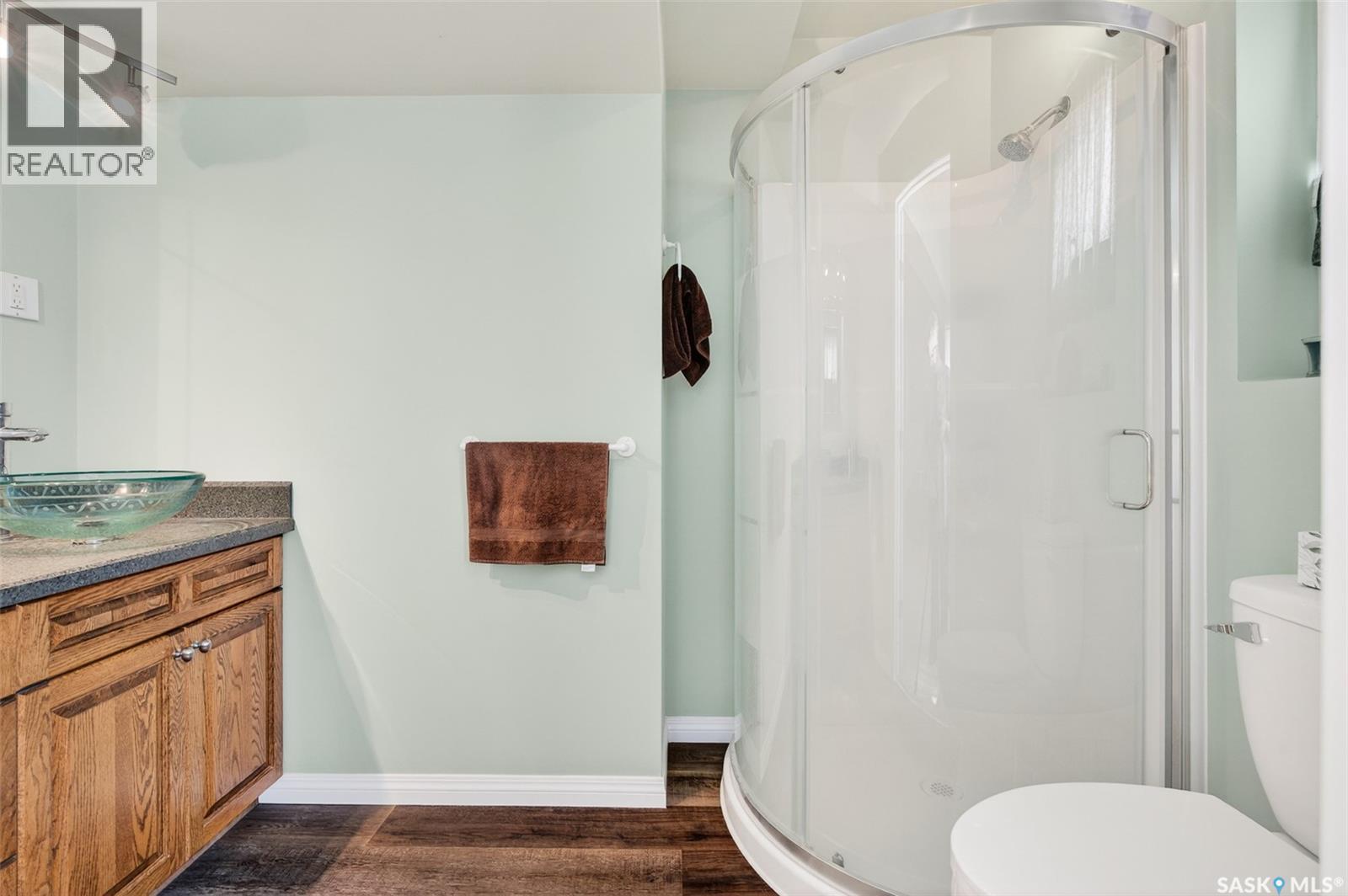 1381 Prince CRESCENT - 40