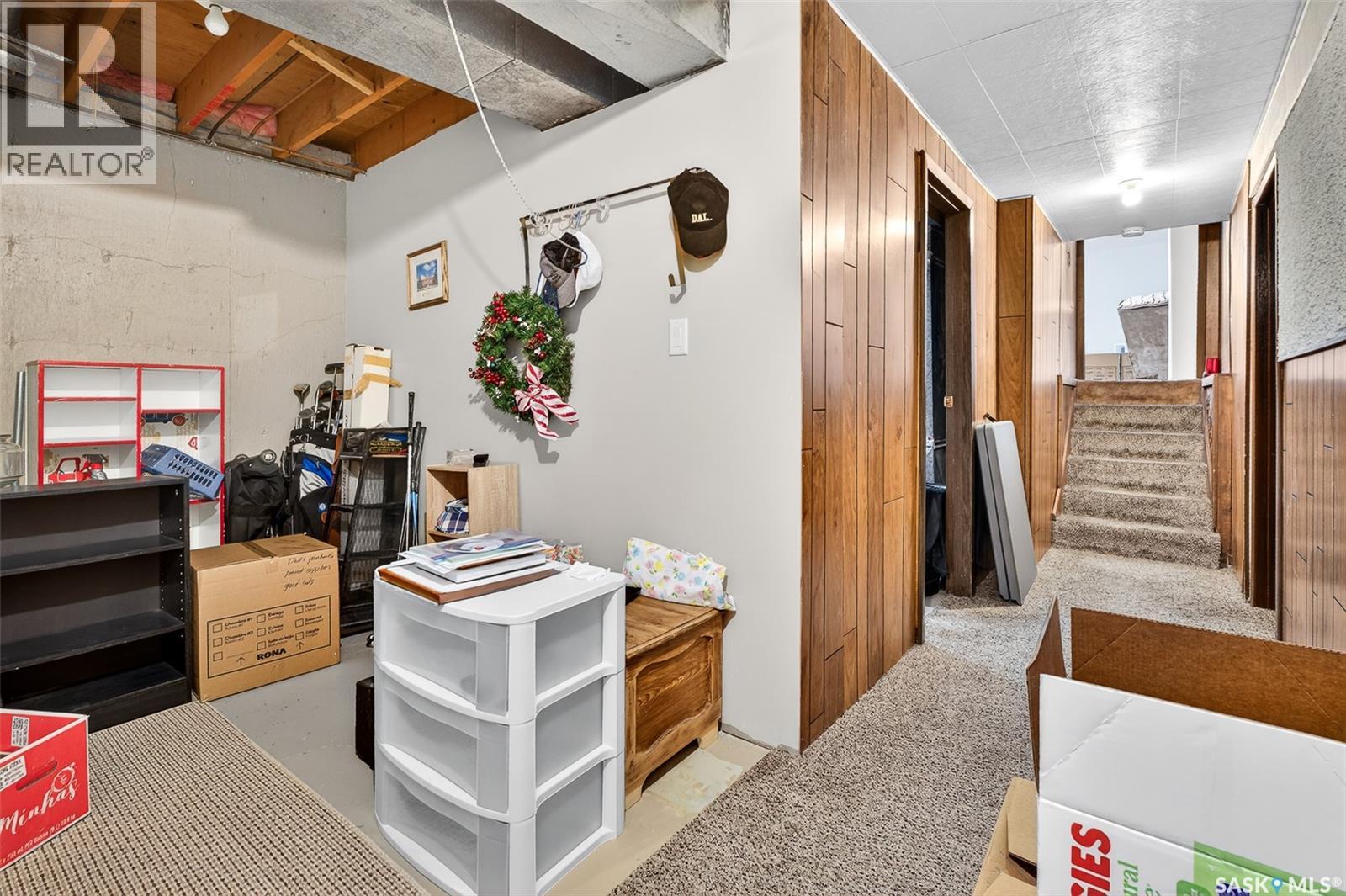 1381 Prince CRESCENT - 50
