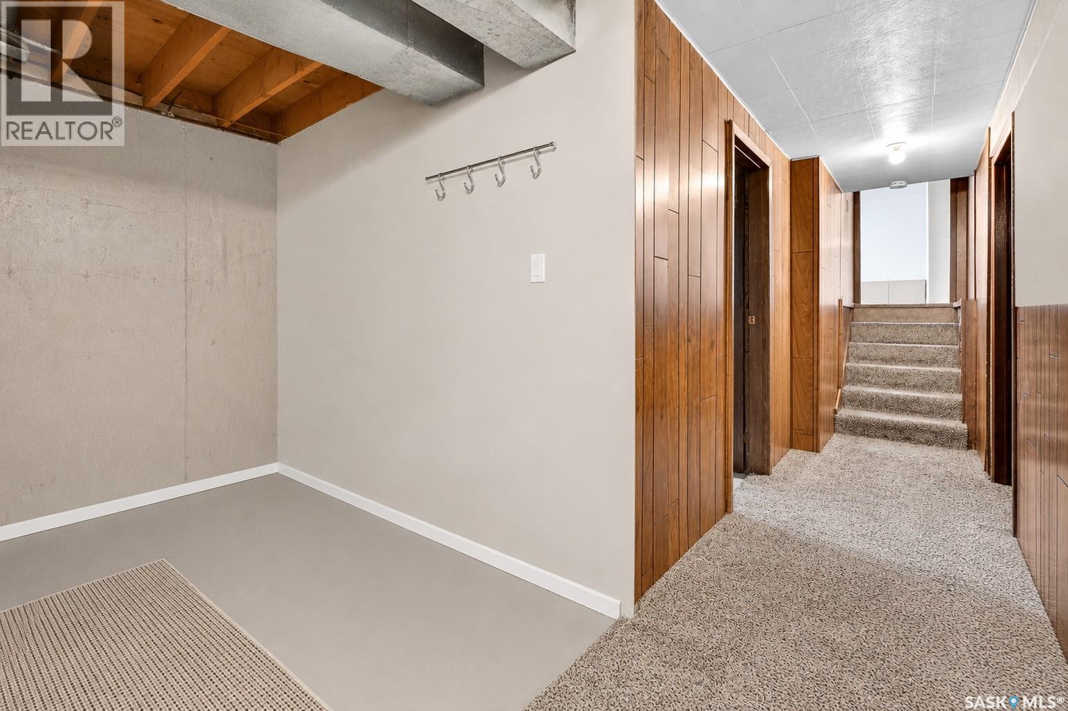 1381 Prince CRESCENT - 51