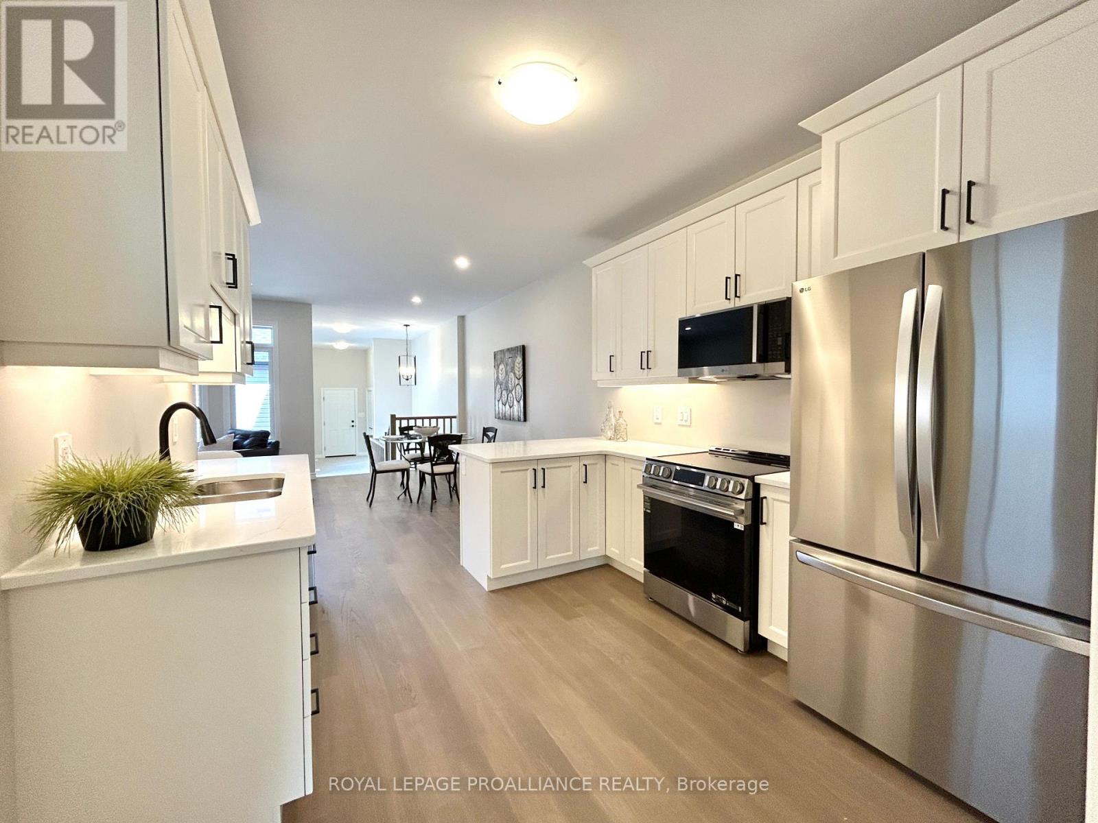 83 ATHABASKA DRIVE - 8