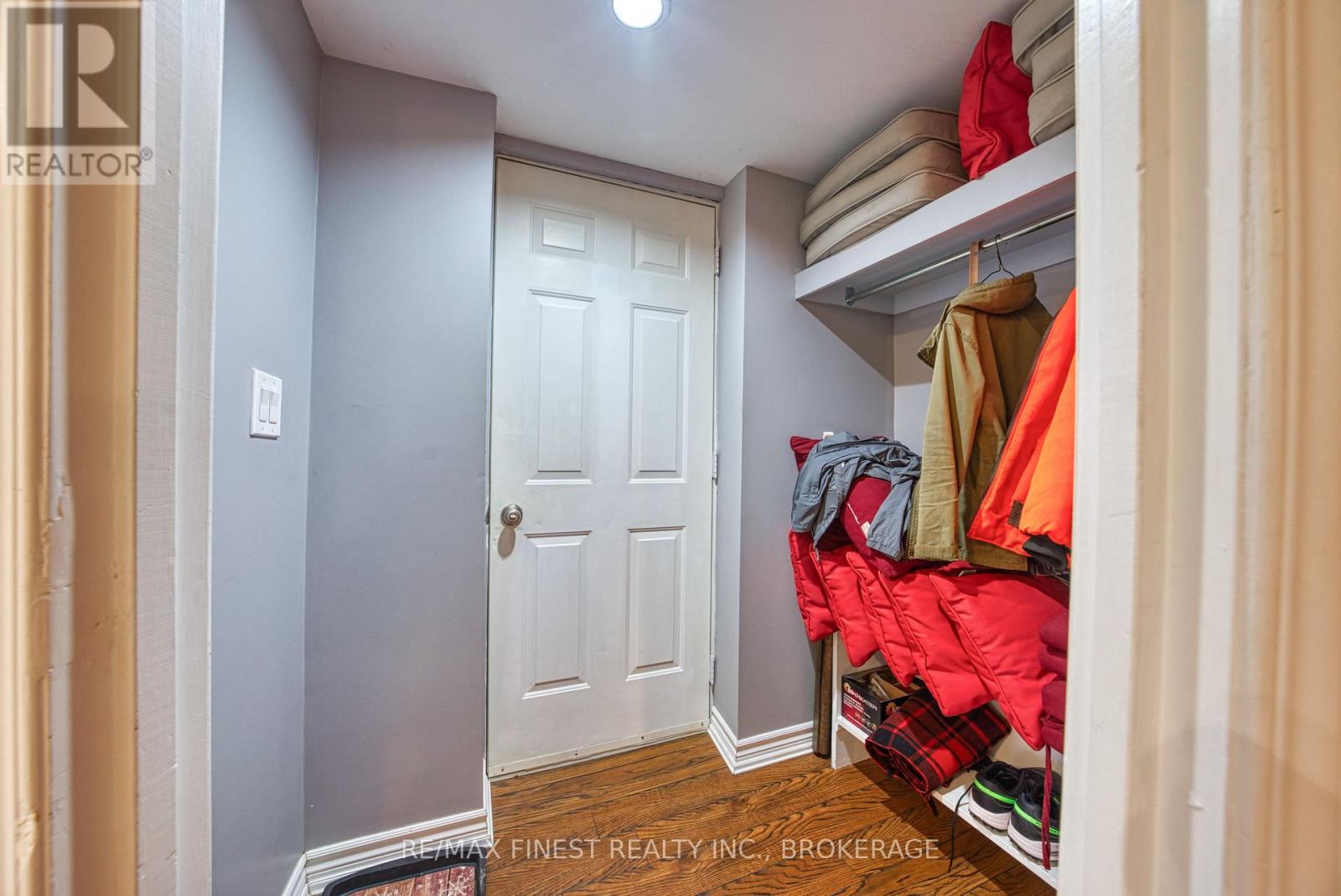 1861 BURBROOK ROAD - 32