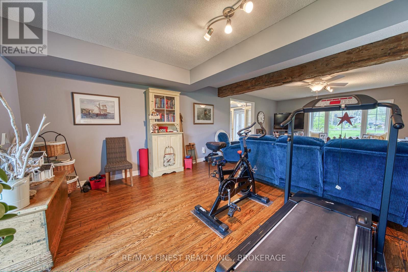 1861 BURBROOK ROAD - 36