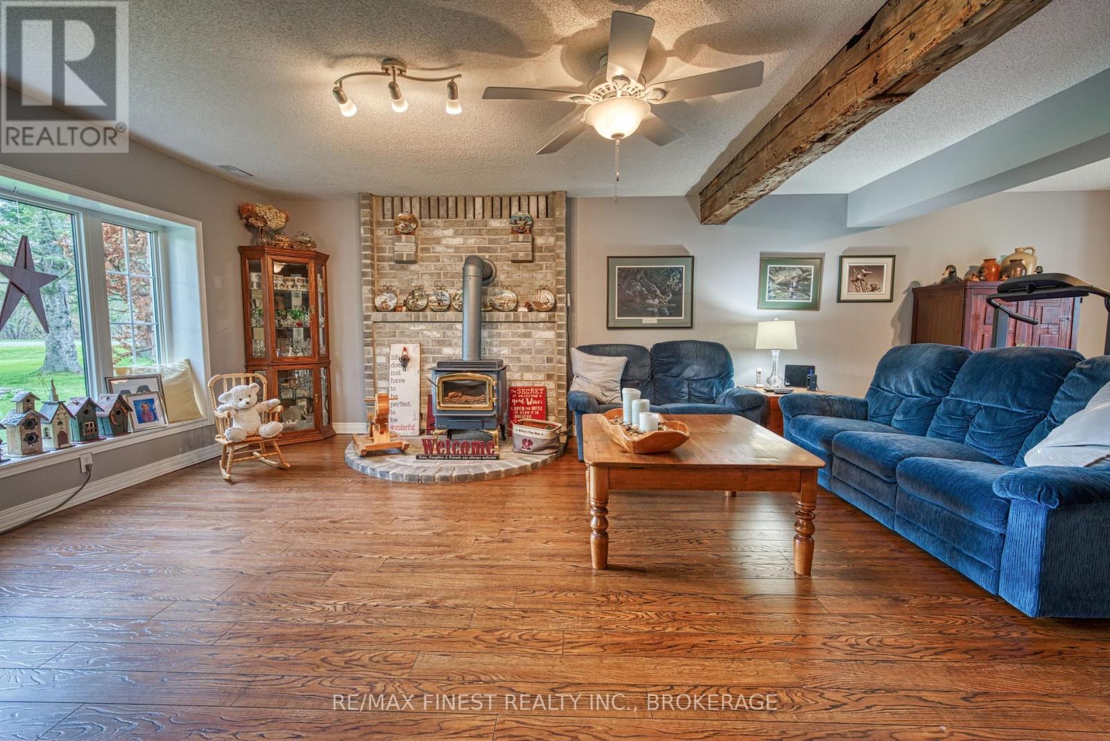 1861 BURBROOK ROAD - 41