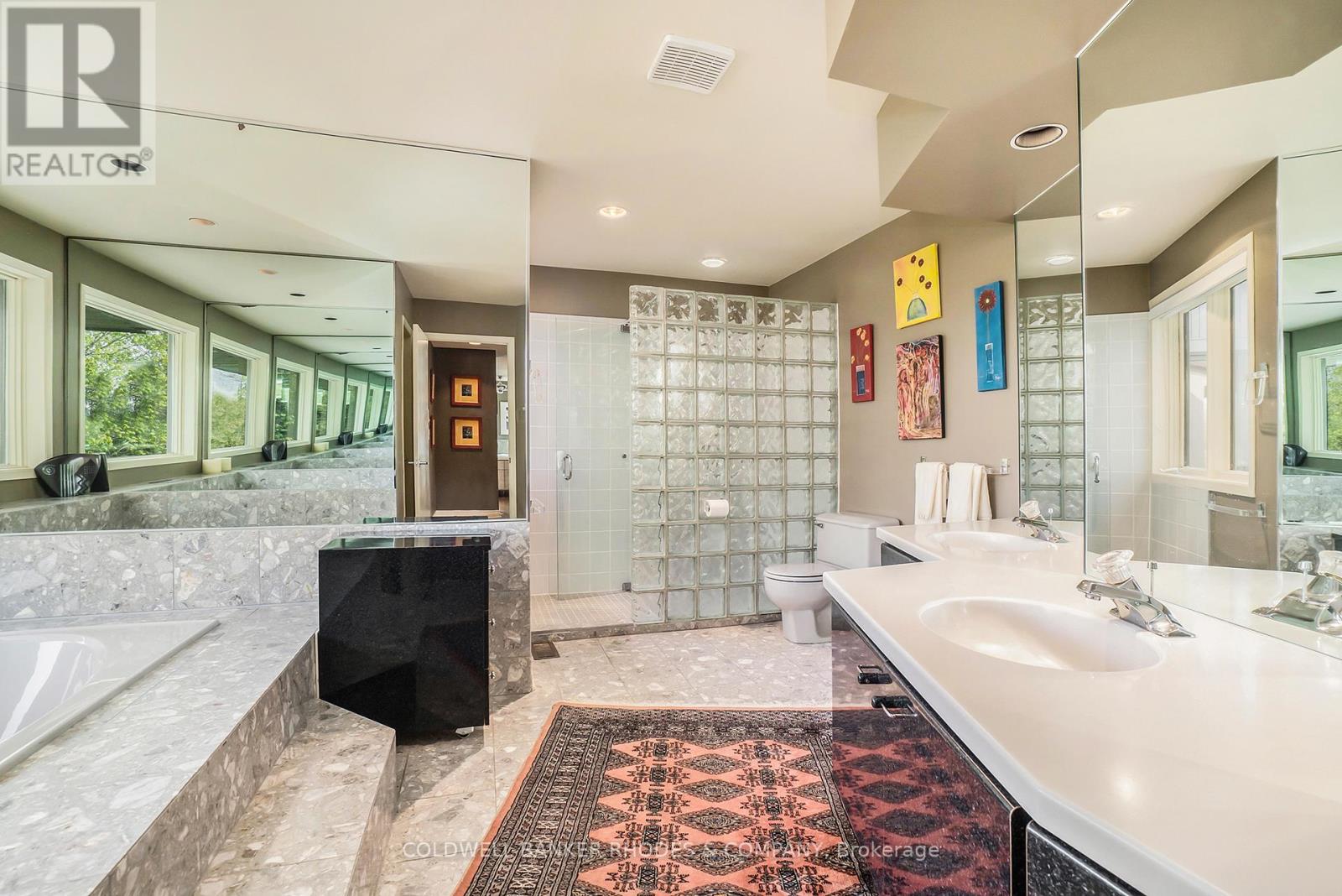 3 MISSION INN GROVE - 23