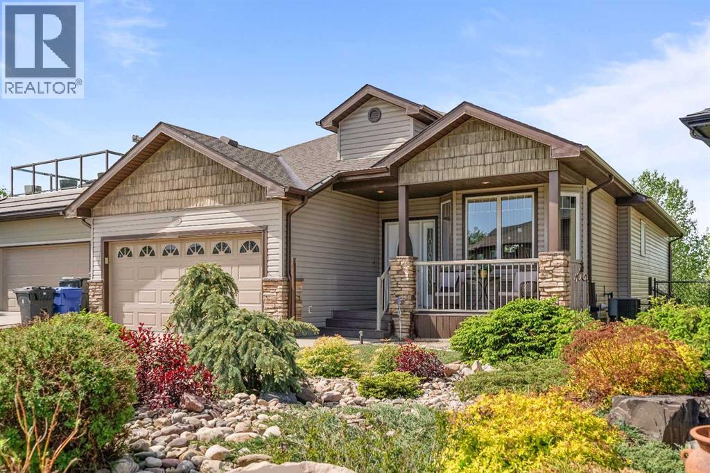 605 Sunridge Crescent W - Image 2