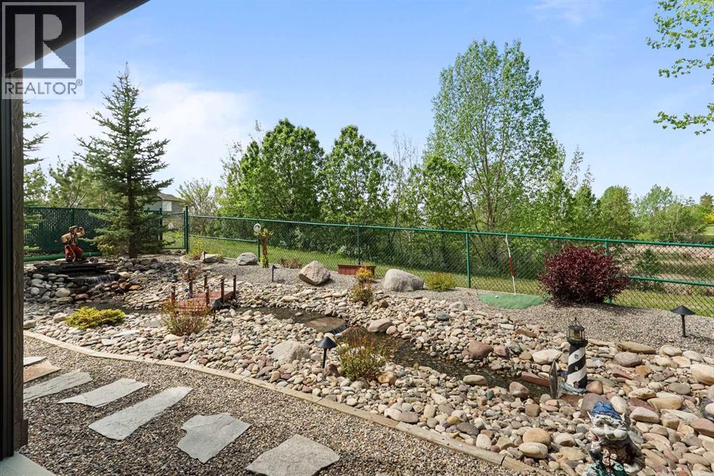 605 Sunridge Crescent W - 30