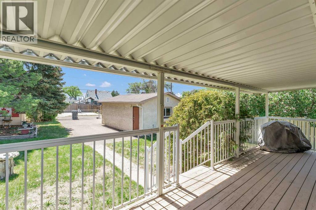 119 10 Street SW - 28