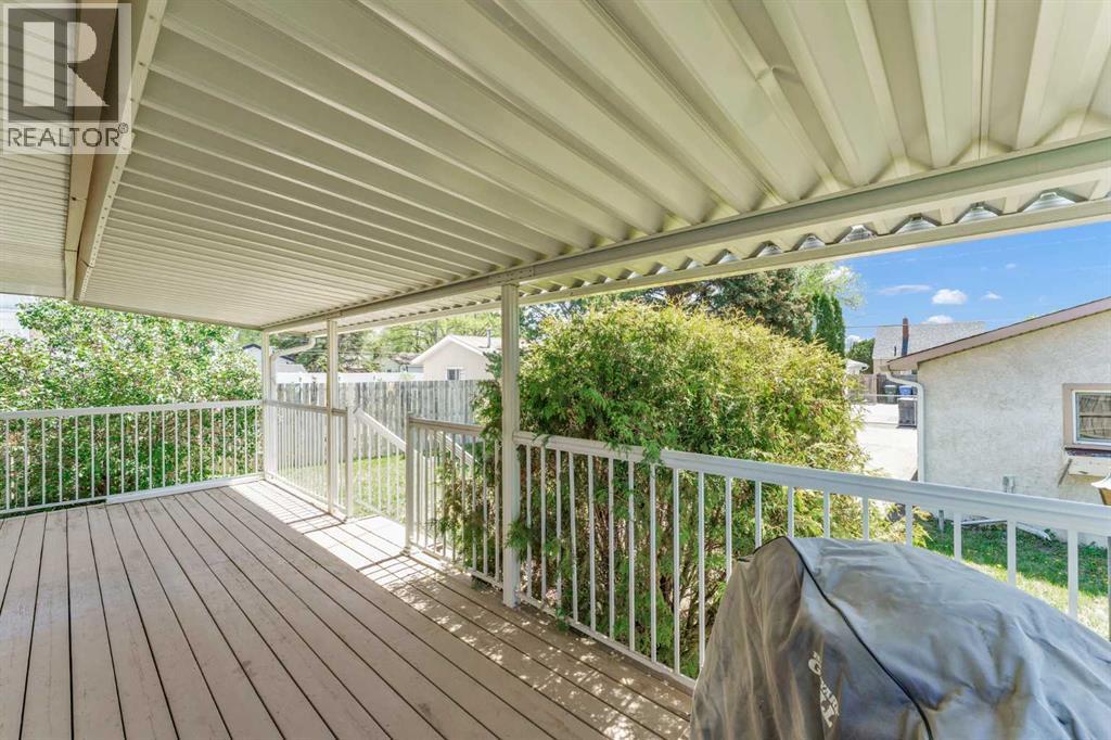 119 10 Street SW - 29