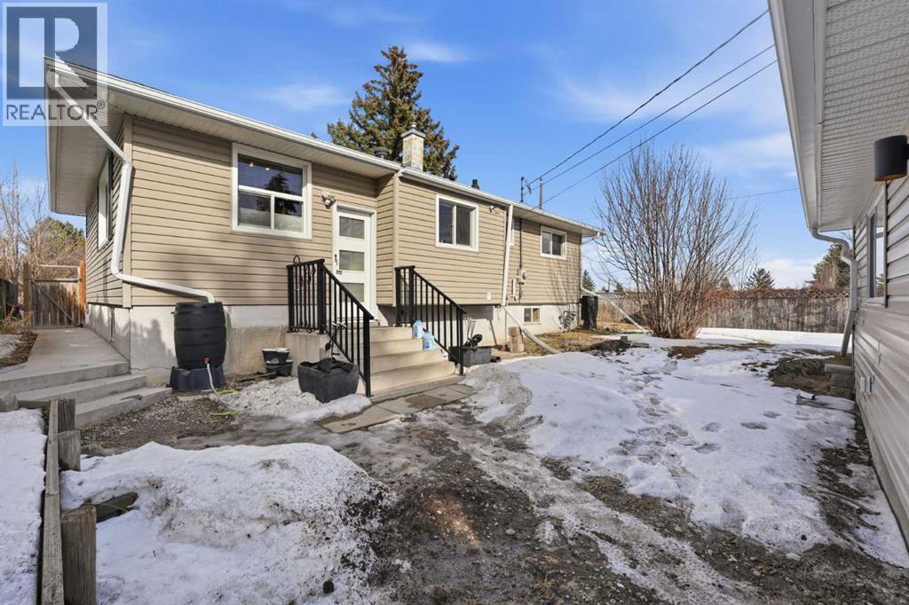 1 Thorncliffe Crescent NW - 31