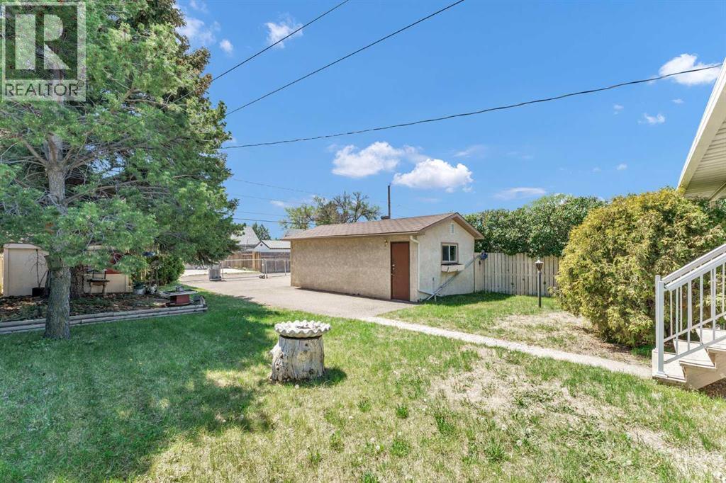 119 10 Street SW - 31