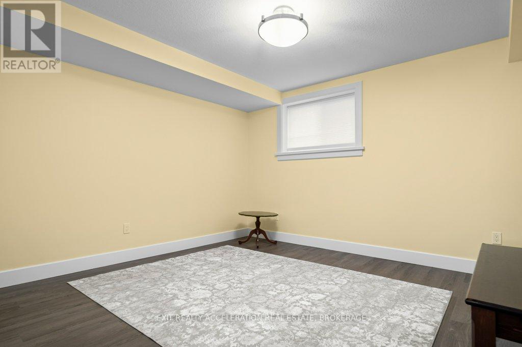 10 ADMIRAL COURT - 26