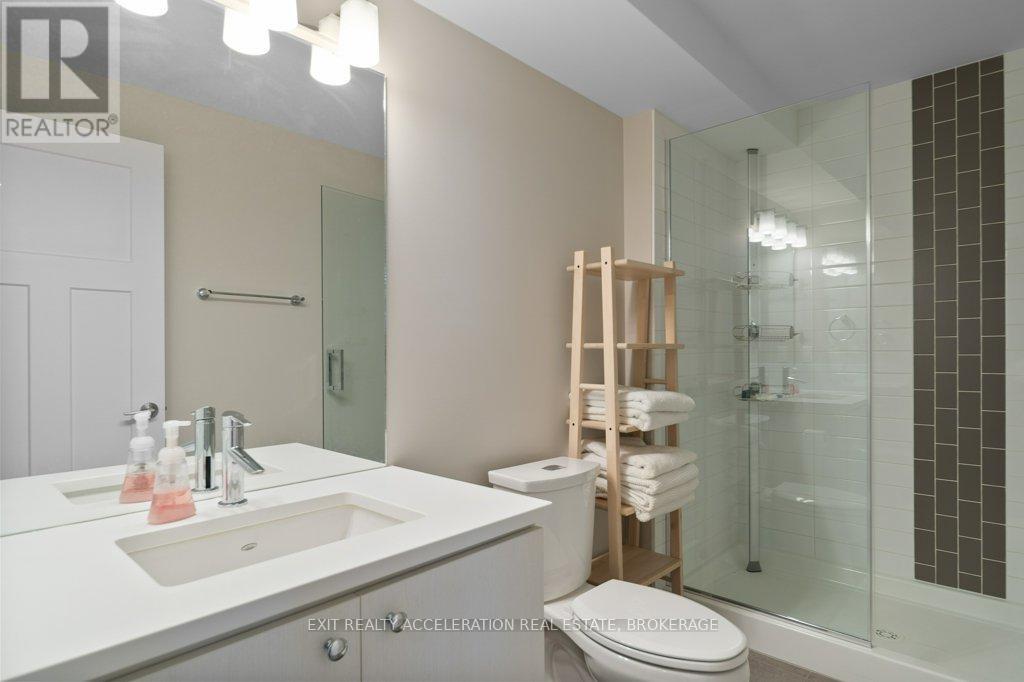 10 ADMIRAL COURT - 27